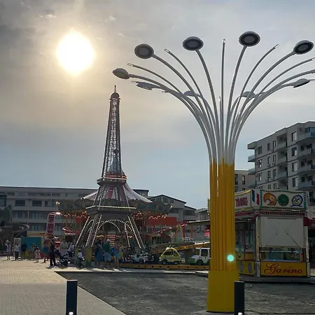 Days At The Sea Mamaia Nord Appartement